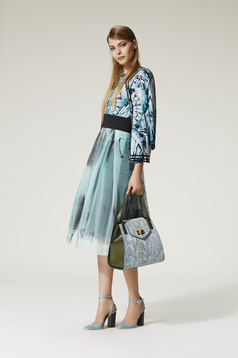 VAKKO WOMAN LB SS 15  Serkan Emirolu